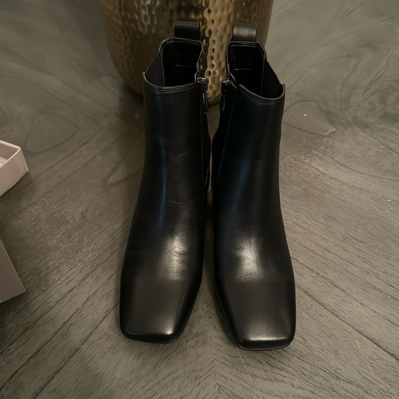 Franco Sarto Waxton Bootie (WIDE) - Picture 4 of 11